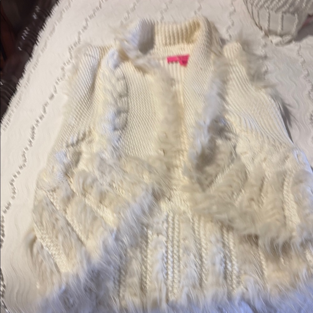 Lilly Pulitzer Cream Knit Vest with Faux Fur Trim